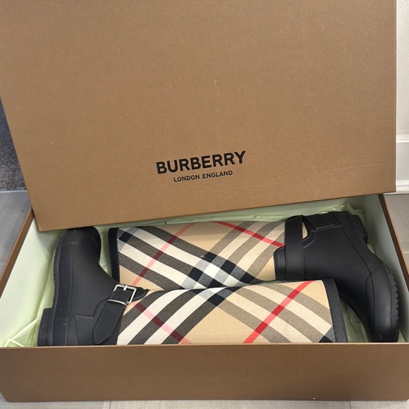 Burberry Checkered Rain Boots with Black Trim - Picture 1 of 5